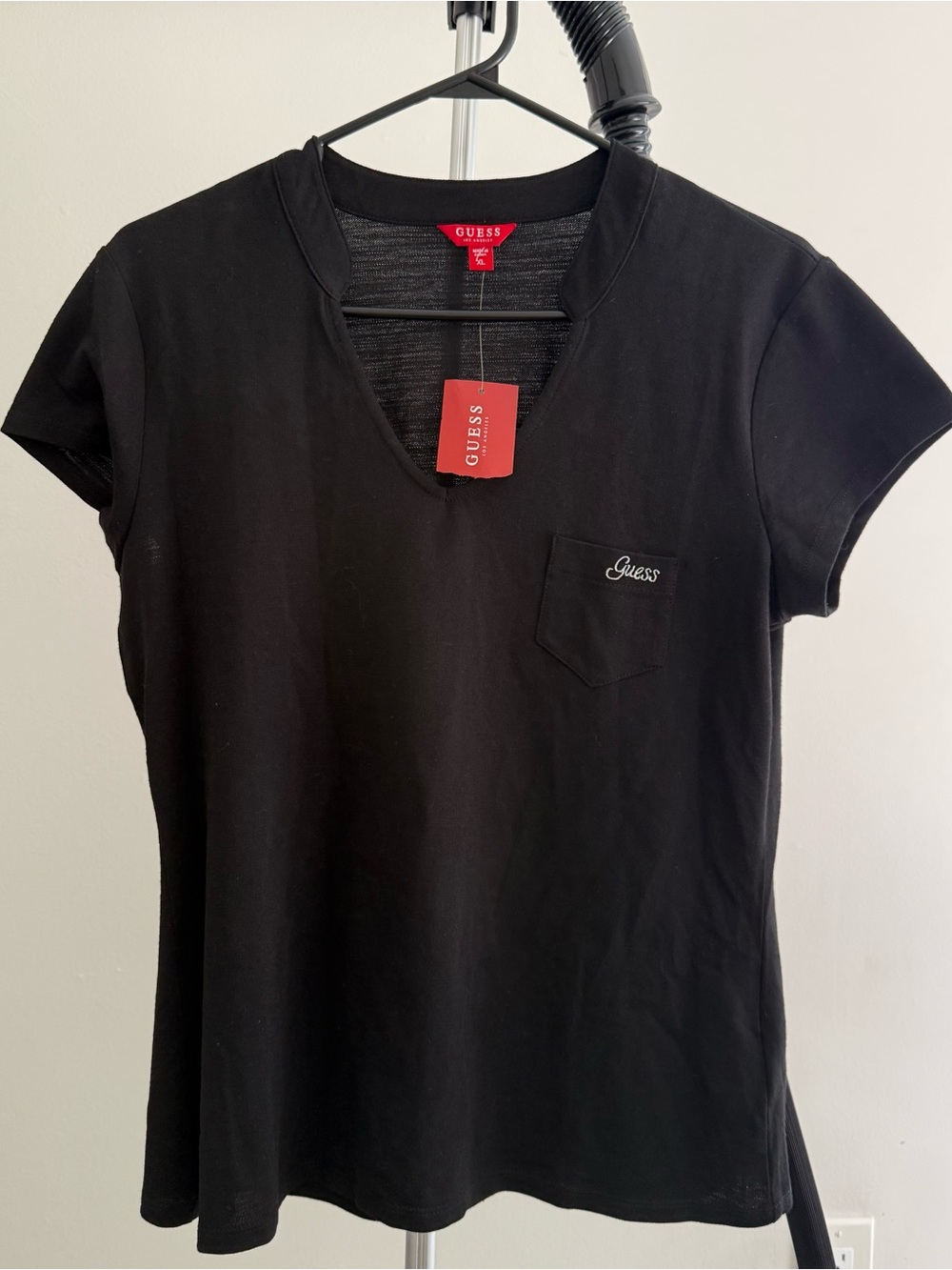 GUESS Black Short-Sleeve V-Neck Pocket Tee